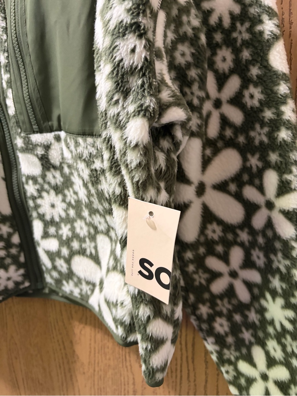 SO Olive Green and White Floral Fleece Jacket - Picture 3 of 7